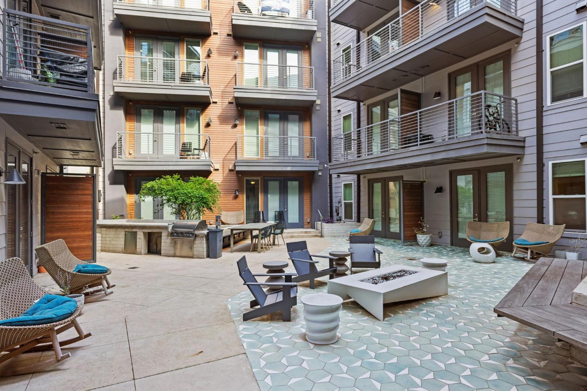 Placemakr Downtown Остин Экстерьер фото